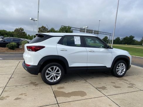 Used 2021 Chevrolet TrailBlazer LS AWD/4WD image 12
