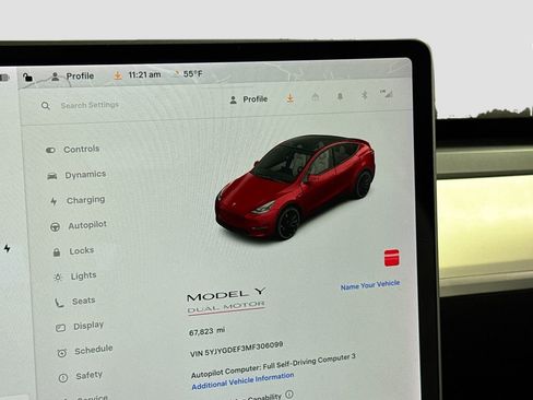 Used 2021 Tesla Model Y Performance image 18