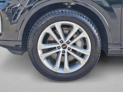 Used 2025 Audi Q7 3.0T Premium Plus AWD/4WD image 24