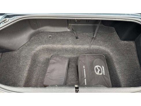 Used 2006 MAZDA MX-5 Miata Grand Touring w/ Suspension Pkg image 10