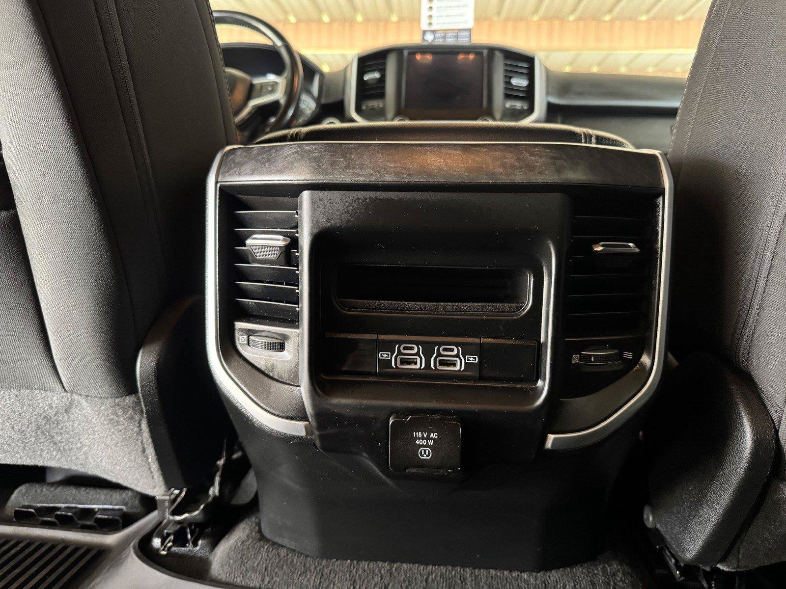 Used 2022 RAM 1500 Big Horn AWD/4WD image 32