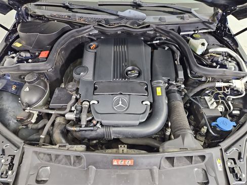 Used 2013 Mercedes-Benz C 250 Sedan image 14
