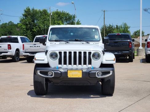 Used 2023 Jeep Wrangler Unlimited Sahara w/ Cold Weather Group AWD/4WD image 2