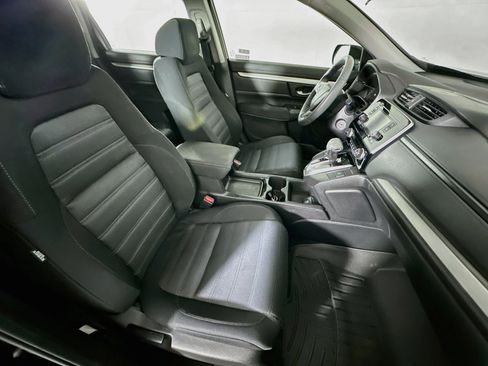 Used 2019 Honda CR-V LX image 29
