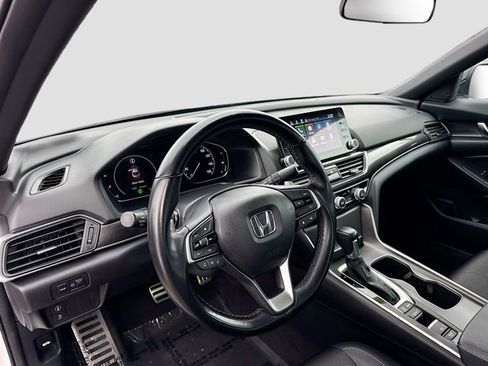 Certified 2022 Honda Accord Sport image 9