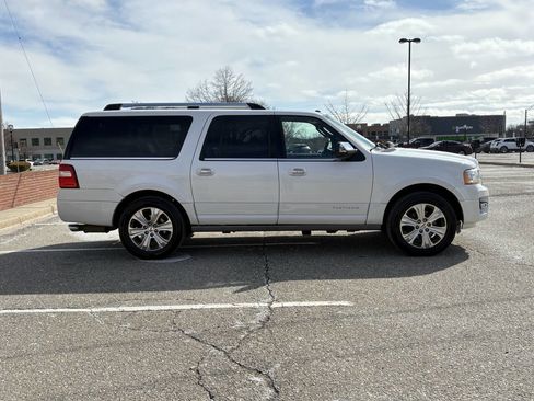 Used 2016 Ford Expedition EL Platinum image 9
