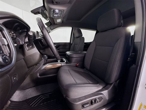 Used 2022 Chevrolet Silverado 1500 LT Trail Boss w/ Convenience Package II AWD/4WD image 22