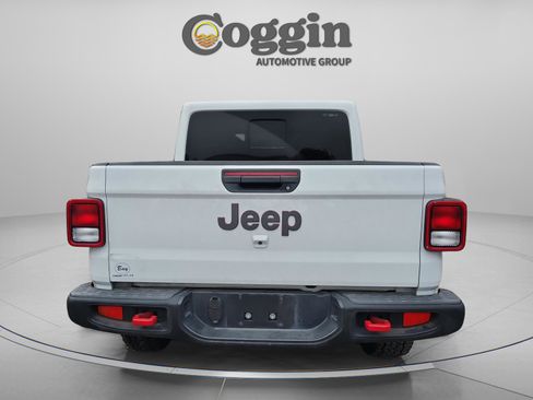 Used 2022 Jeep Gladiator Rubicon w/ Cold Weather Group image 5