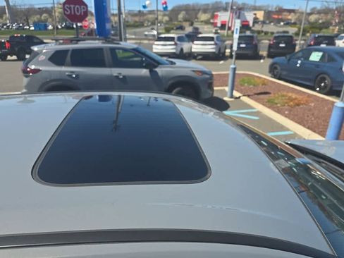 Used 2023 Honda CR-V EX-L image 23