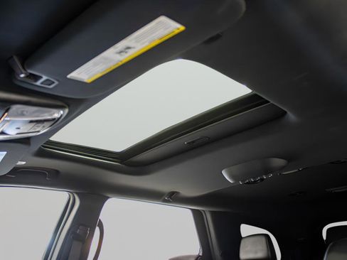 Used 2024 Dodge Durango R/T image 23