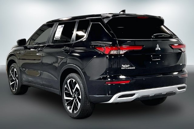 Used 2024 Mitsubishi Outlander SE Black Edition AWD/4WD image 5