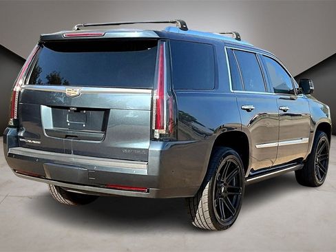 Used 2019 Cadillac Escalade Premium Luxury image 6