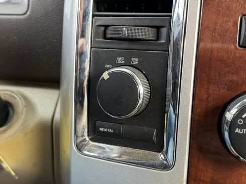 Used 2011 RAM 2500 Laramie w/ Protection Group image 27