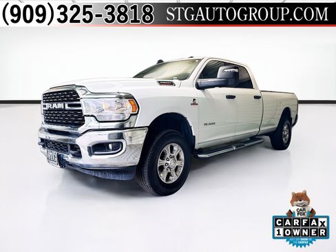 Used 2024 RAM 2500 Big Horn AWD/4WD image 1