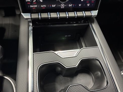 New 2026 GMC Sierra EV Elevation image 24