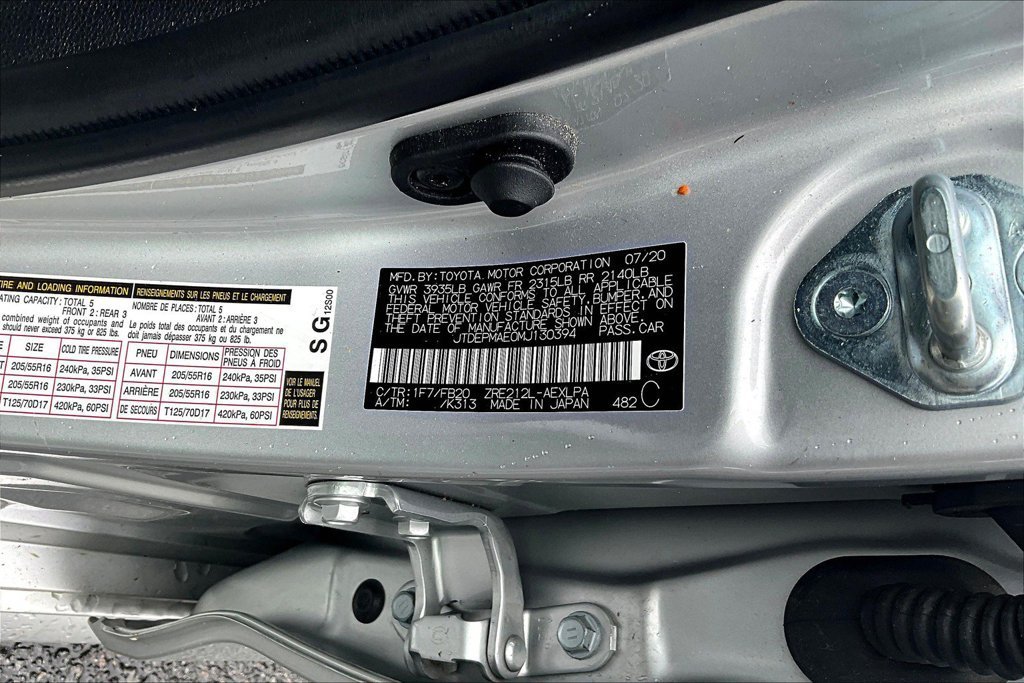 Used 2021 Toyota Corolla LE w/ Carpet Mat Package (TMS) FWD image 35
