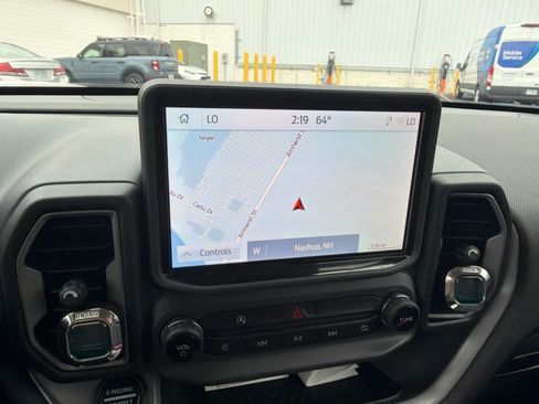 Used 2022 Ford Bronco Sport Outer Banks w/ Tech Package AWD/4WD image 3