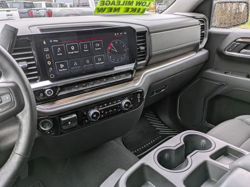 Certified 2025 GMC Sierra 1500 Elevation image 18