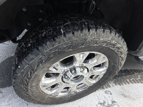 Used 2022 Ford F250 Lariat w/ Lariat Ultimate Package image 13