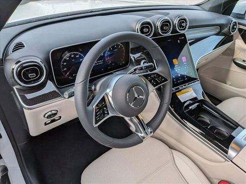 New 2026 Mercedes-Benz GLC 300 4MATIC image 3