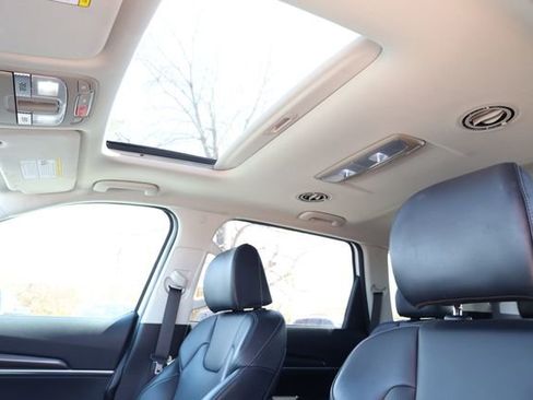 Certified 2025 Kia Telluride S AWD/4WD image 25