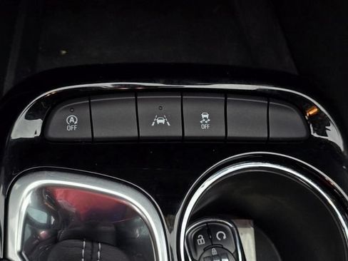 Used 2025 Buick Encore GX Sport Touring w/ Comfort Package FWD image 28