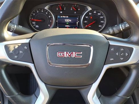 Used 2021 GMC Acadia SLE w/ Driver Convenience Package image 23