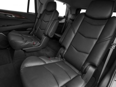 Used 2016 Cadillac Escalade Premium image 16