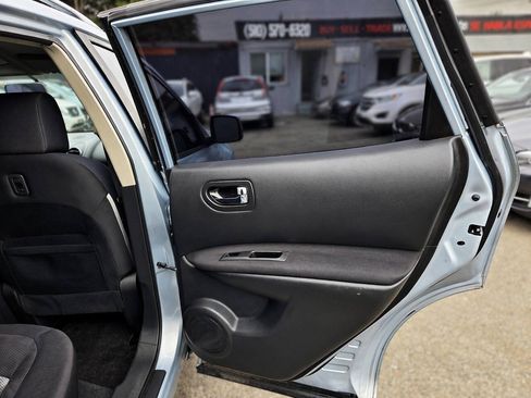 Used 2015 Nissan Rogue S w/ Convenience Package FWD image 23