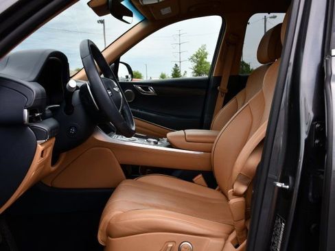 Used 2022 Genesis GV80 2.5T w/ Advanced Package 02 AWD/4WD image 17