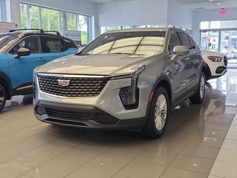 Used 2024 Cadillac XT4 Luxury FWD image 29