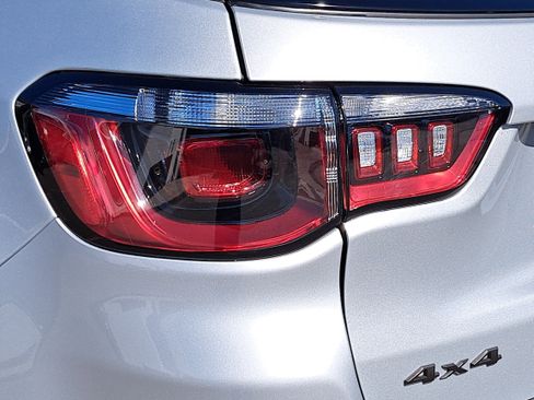 New 2026 Jeep Compass Latitude image 29