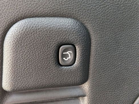 Used 2021 Jeep Grand Cherokee Laredo X AWD/4WD image 7
