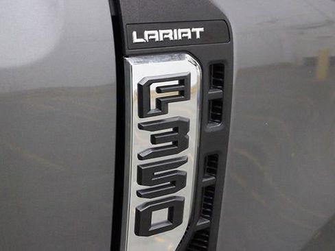 Used 2024 Ford F350 Lariat w/ Lariat Ultimate Package image 44