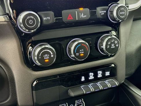 New 2026 RAM 1500 Express AWD/4WD image 15