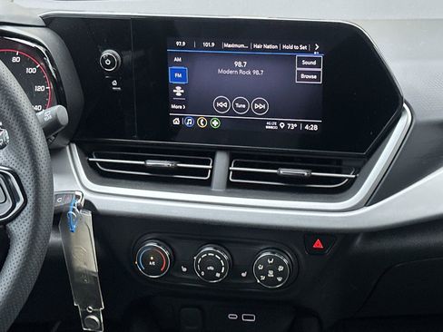 Certified 2024 Chevrolet Trax RS w/ Driver Confidence Package image 25