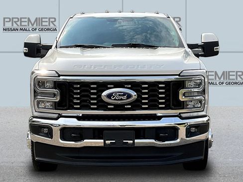 Used 2023 Ford F350 Lariat AWD/4WD image 2