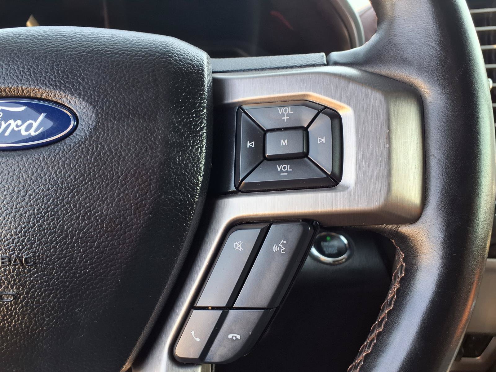 Used 2020 Ford F150 Platinum w/ Equipment Group 701A Luxury AWD/4WD image 19