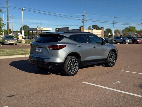 Used 2025 Chevrolet Blazer RS image 5