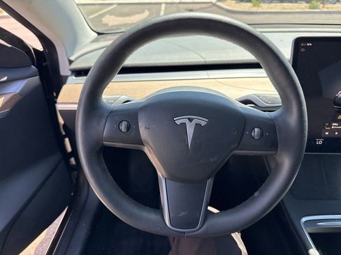 Used 2023 Tesla Model 3 Standard Range RWD image 5