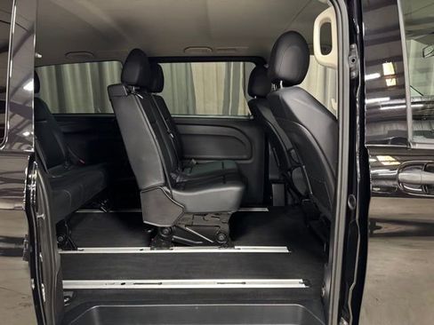 Used 2016 Mercedes-Benz Metris Passenger image 11