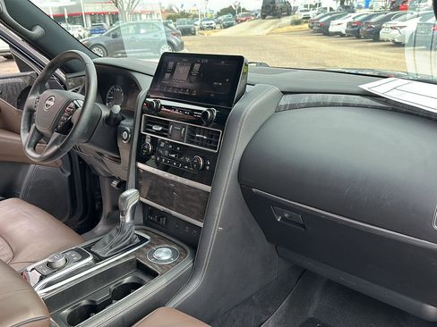Used 2024 Nissan Armada Platinum w/ Captain's Chairs Package image 26