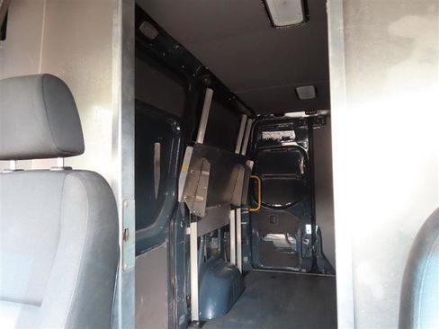 Used 2019 Mercedes-Benz Sprinter 144 image 19