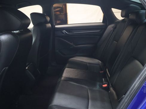 Used 2019 Honda Accord Sport image 14