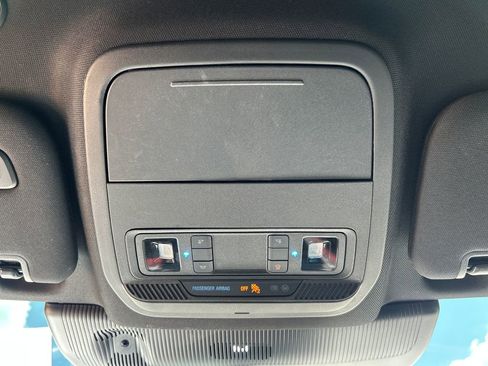 Used 2025 Ford Explorer ST image 20