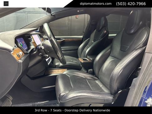 Used 2017 Tesla Model X 75D image 18