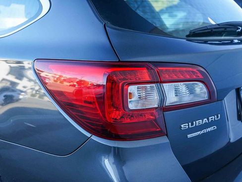 Used 2019 Subaru Outback 2.5i image 7