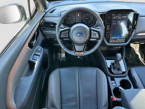 Used 2025 Subaru Forester Sport image 22