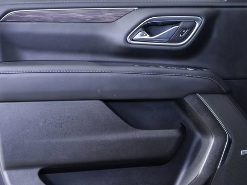 Used 2021 Chevrolet Tahoe LT w/ Luxury Package RWD image 8