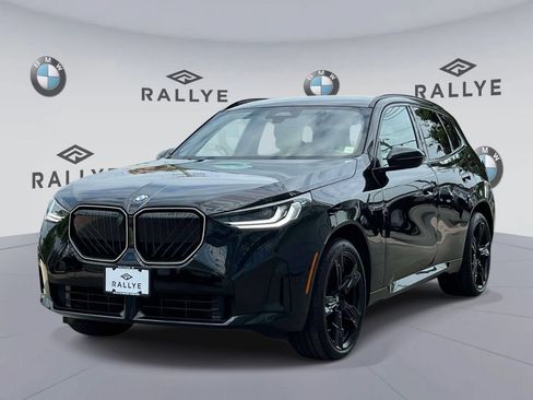 Used 2025 BMW X3 xDrive30i w/ Premium Package AWD/4WD image 3